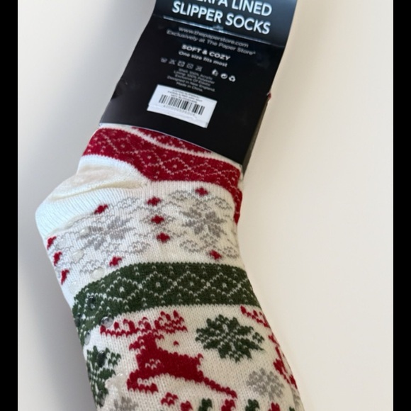 Mia & Tess Super Soft Sherpa Lined Slipper Socks - Picture 3 of 3